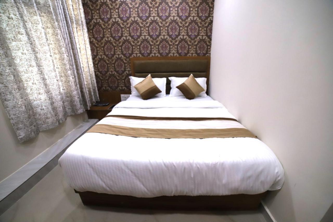 Hotel Surya Villa Ahmadabad Zewnętrze zdjęcie