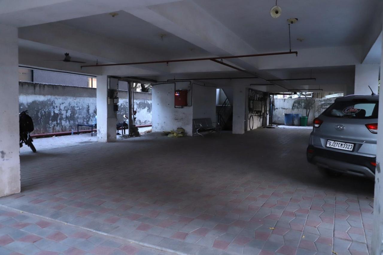 Hotel Surya Villa Ahmadabad Zewnętrze zdjęcie