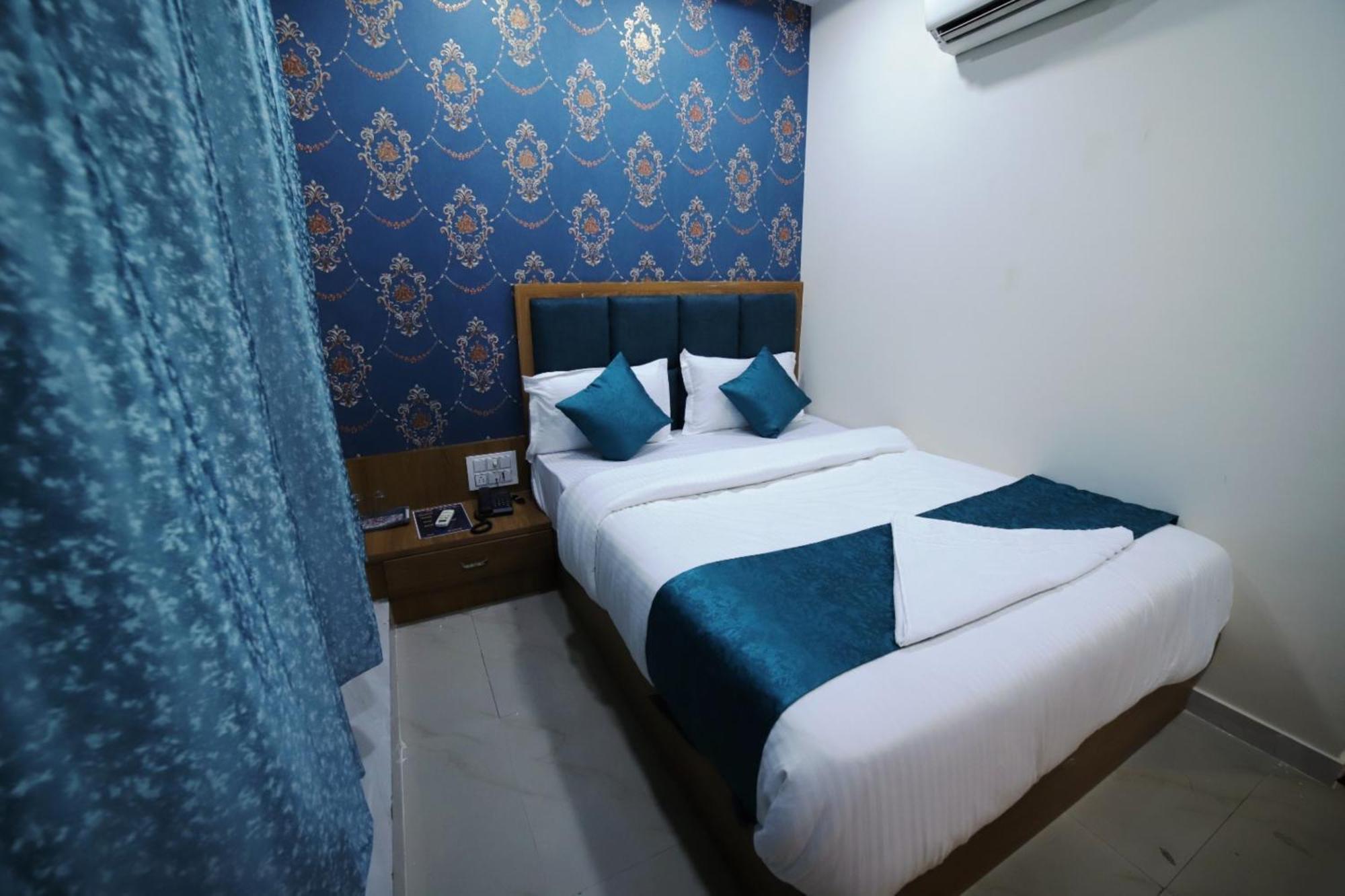 Hotel Surya Villa Ahmadabad Zewnętrze zdjęcie